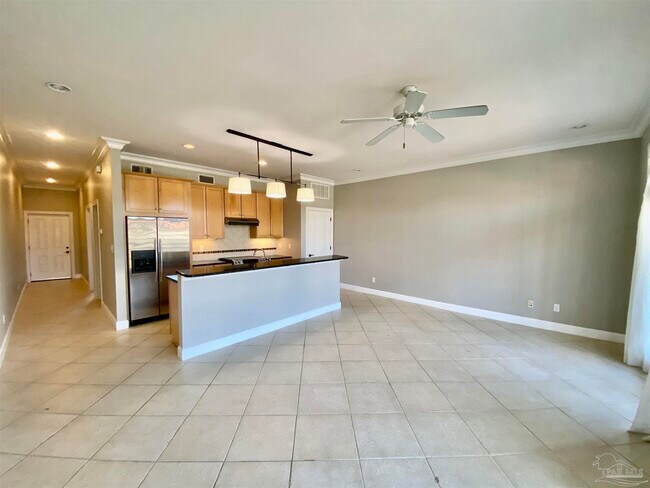 Photo - 415 E Romana St Unit 202