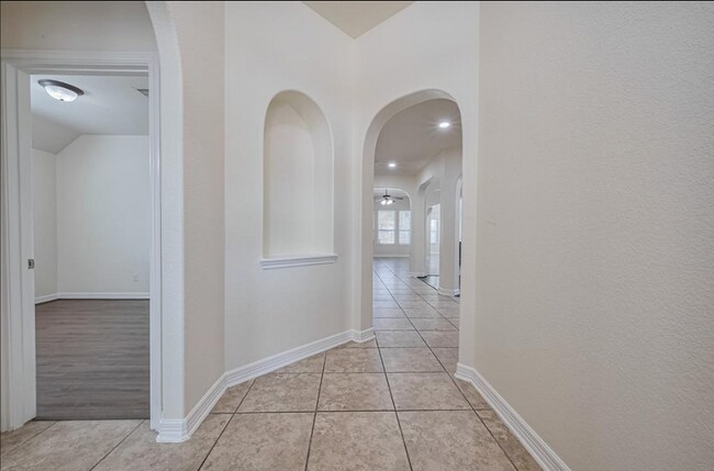 Photo - 2011 Fern River Ct