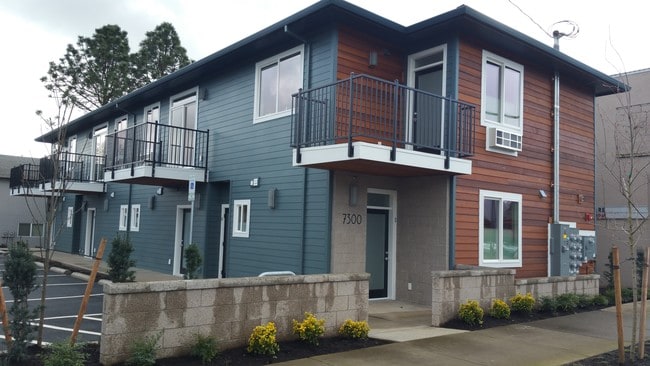 Building Photo - 7300 SW Garden Home Rd