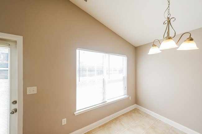 Photo - 254 Ivy Hills Cir