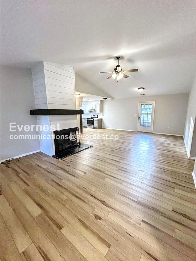 Photo - 2884 Millwheel Rd