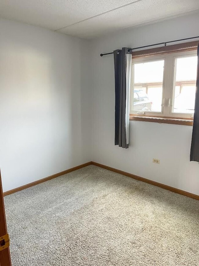 Photo - 16736 Paxton Ave Unit 1N