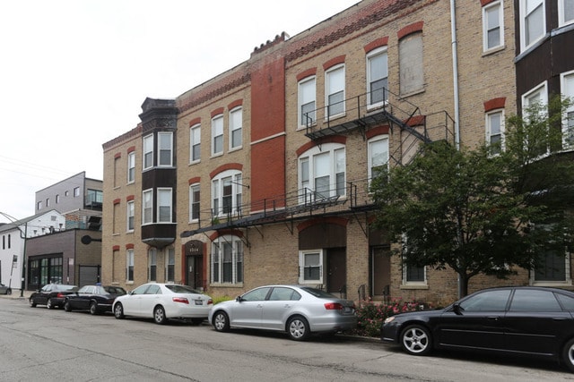 Photo - 1514 N Honore St Apartment Unit 1B