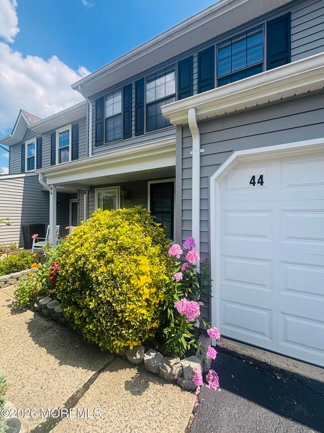 44 Mariners Cove