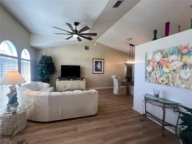 Photo - 5333 NW 25th Loop