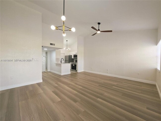 Photo - 2881 N Oakland Forest Dr Unit 310