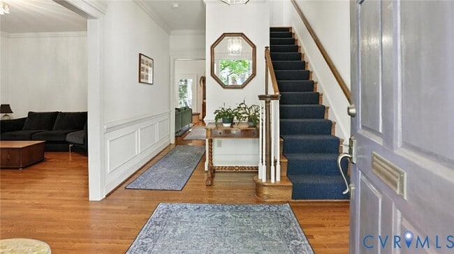 Photo - 3321 Gloucester Rd