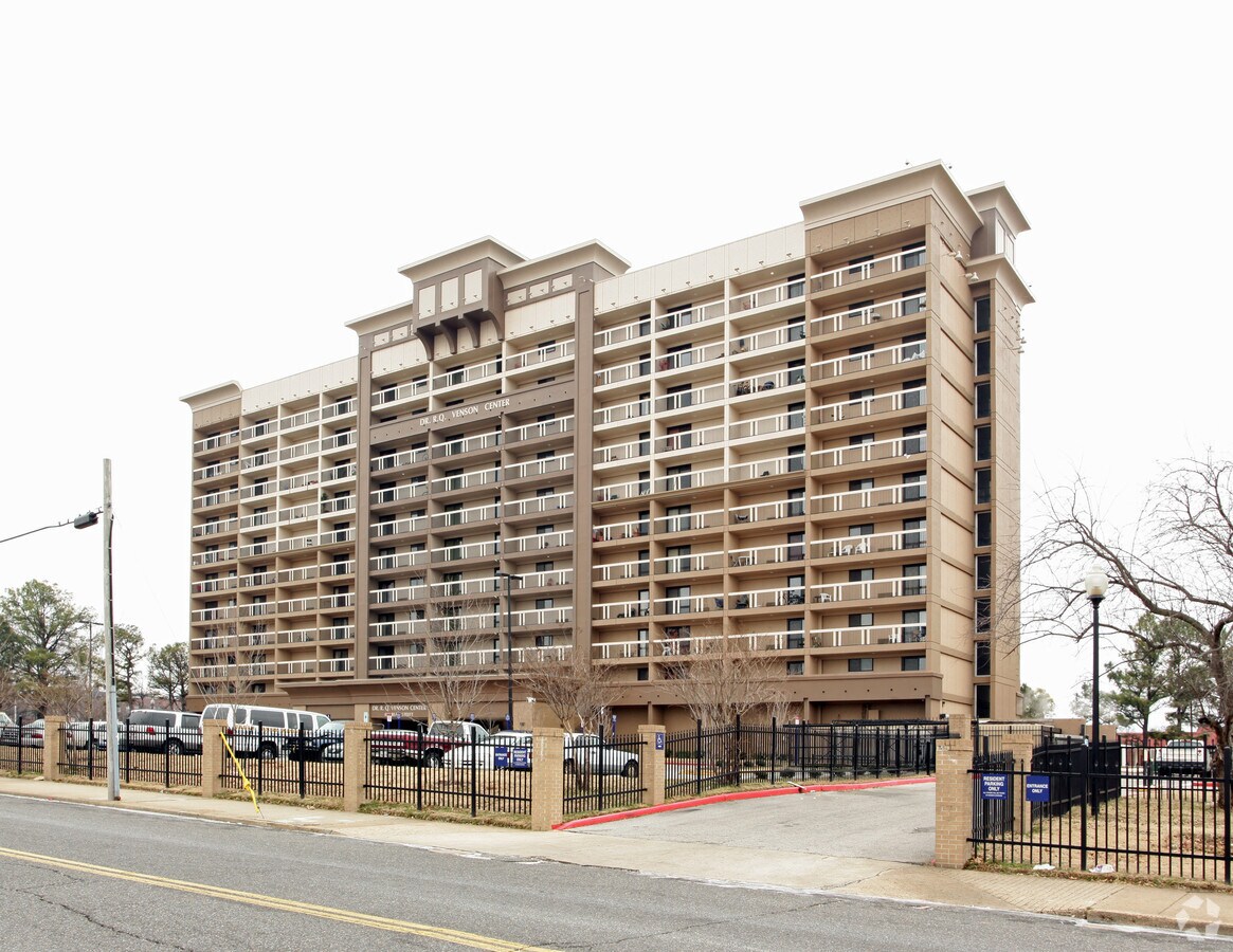 Photo - Dr. R. Q Venson Center