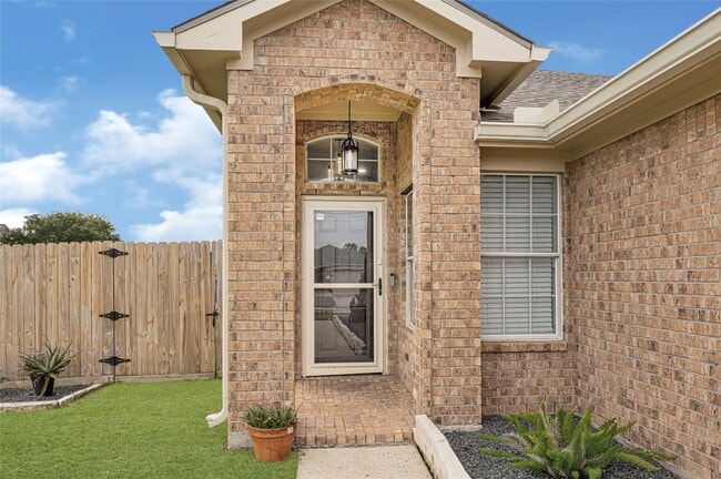 Photo - 174 Horn Ct