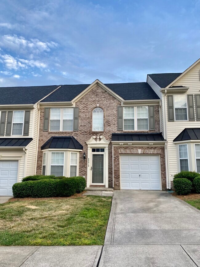 Photo - 6001 Boathouse Ln