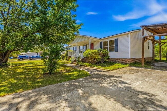 Photo - 105 Valley Forge Way N