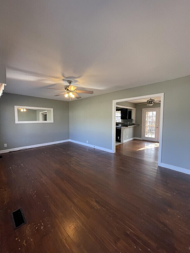 75 Warren St Rental House Rental in Rossville, GA