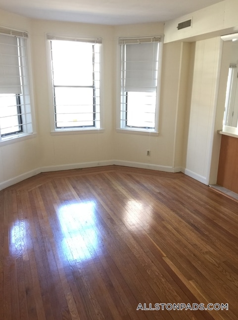 Photo - 1131 Commonwealth Ave Unit 6