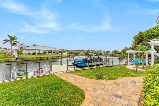 Photo - 1710 Vega Ave