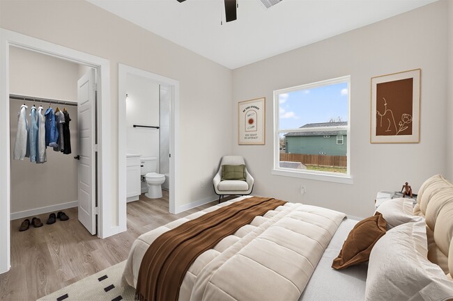 Photo - 5523 Haight St