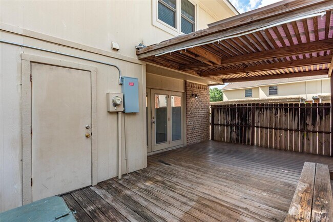 Photo - 1456 Silverpines Rd Unit True