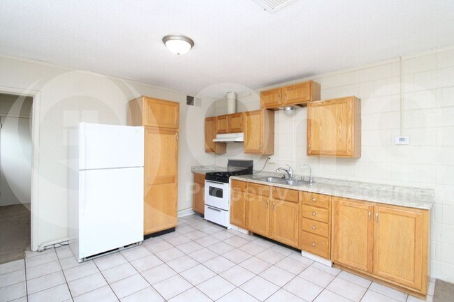 Photo - 16 1/2 South 81st Street
