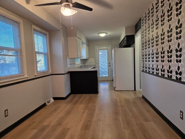 Photo - 2138 E Arrowhead Cir