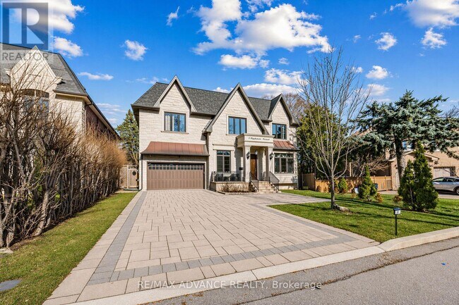 Photo - 5 Lloydminster Crescent