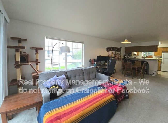 Photo - 2824 Valencia St