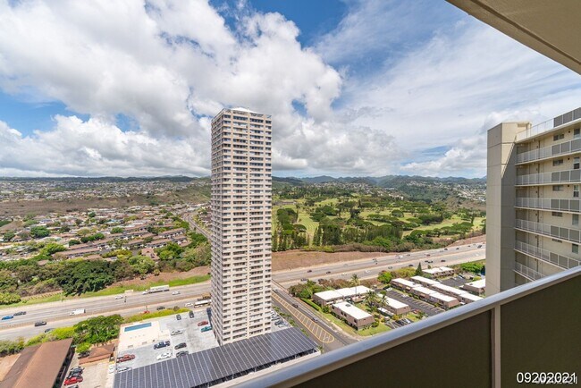 Photo - $2,350 / 1br - 552ft2 - Modern Comfort & Convenience 1BR/1BA/1PKG unit in Lele Pono Condo (Aiea)
