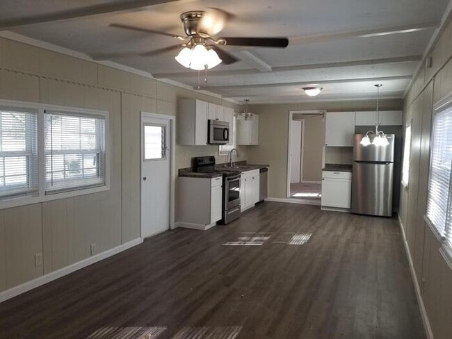 Photo - 296 S Burson Ave