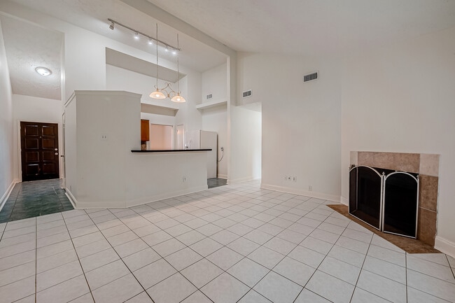 Photo - 3906 Quiet Pl Dr