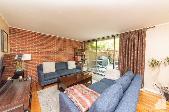 Photo - 429 W Grant Pl Townhome