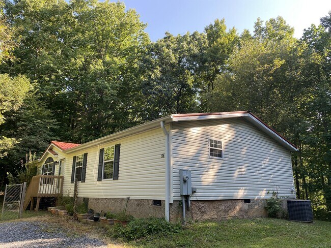 Photo - 96 White Oak Gap Rd House