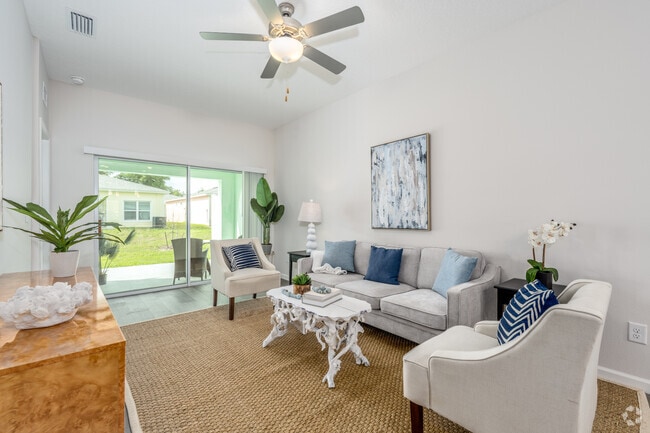 3BR, 2BA - 1,180SF - Living Room