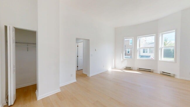 Photo - 2550 Elyria Ave