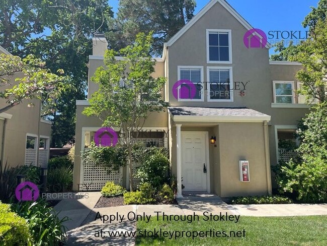 Building Photo - 249 Kingston Way