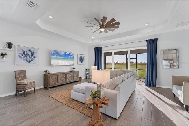 Photo - 14381 Heritage Landing Blvd