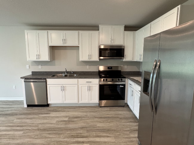 Photo - 6365 Firefly Dr