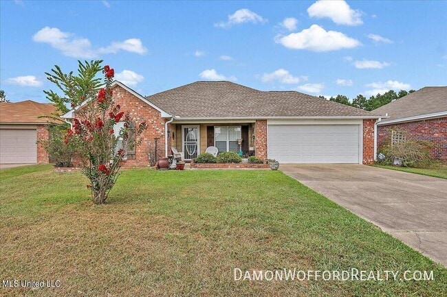 Building Photo - 172 Cedar Spring Cir
