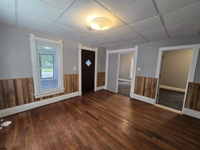 232 Center St