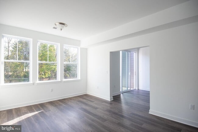 Photo - 43 Princeton Hightstown Rd