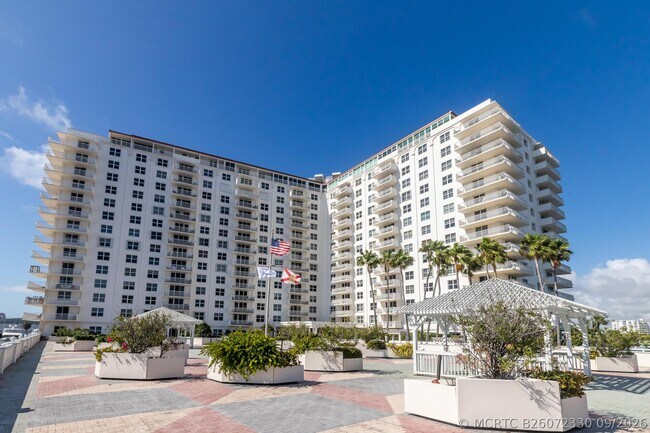 Photo - 1 Las Olas Cir Unit 1105