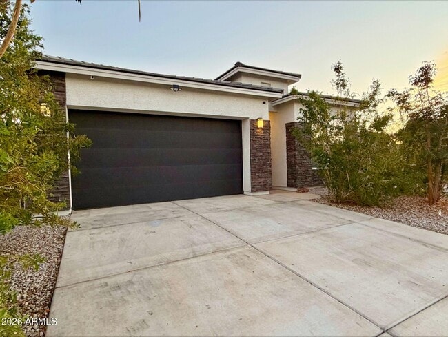 Photo - 15661 W Smoketree Dr