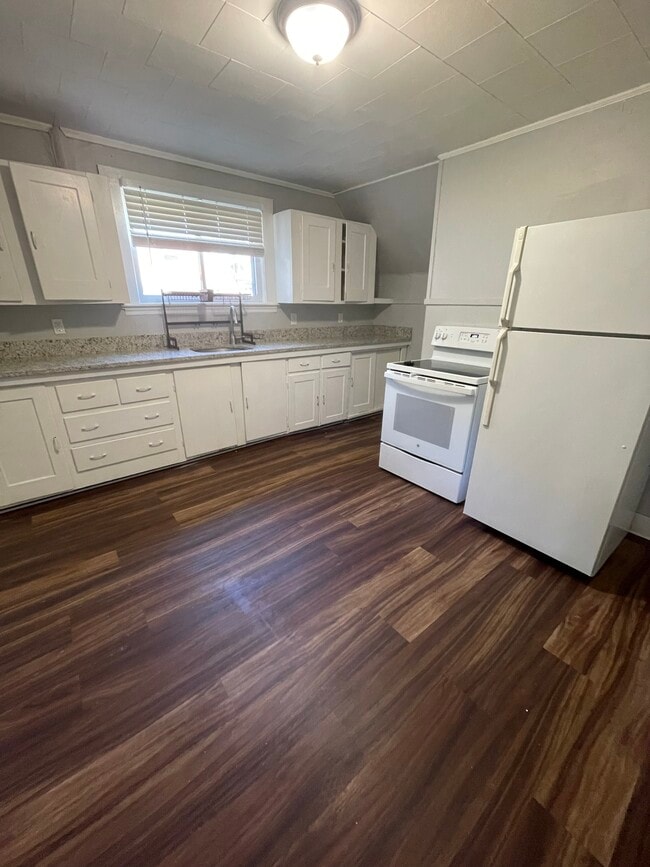 Photo - 165 Beacon St Unit 3