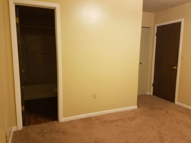 Photo - Winsor Place Apartments