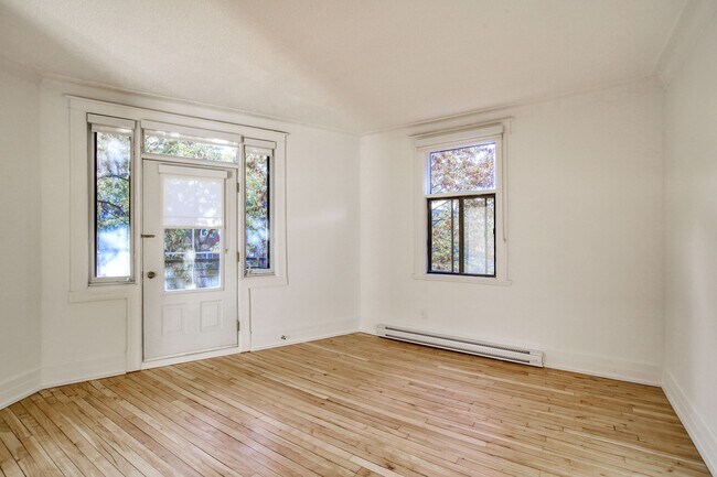 Photo - 6885-6891 Sherbrooke west Unit 28