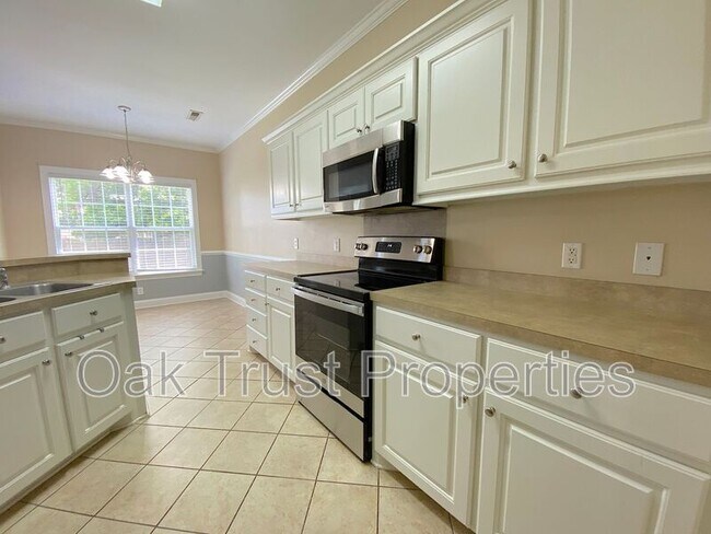 Photo - 7705 Fayetteville Rd