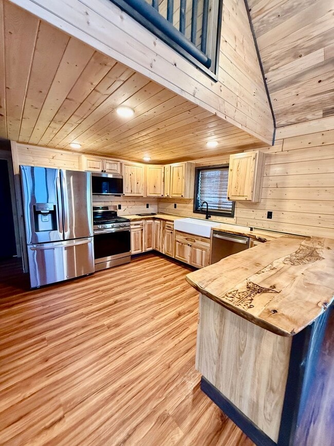 Photo - 49179 Scorpio Ct Unit Cabin A