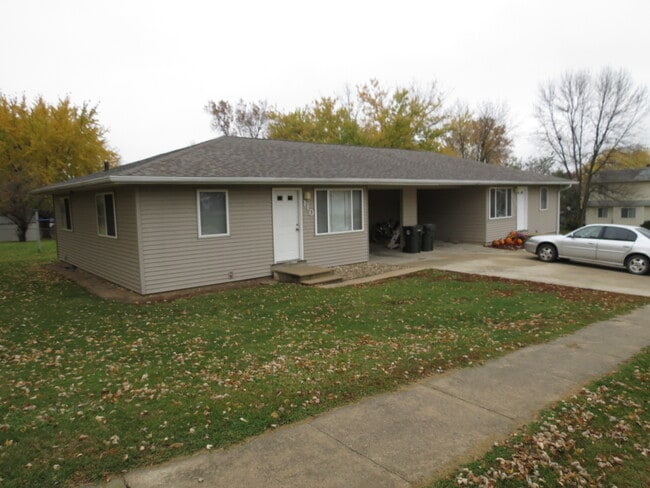 Building Photo - 110 Westgate Ave Rental