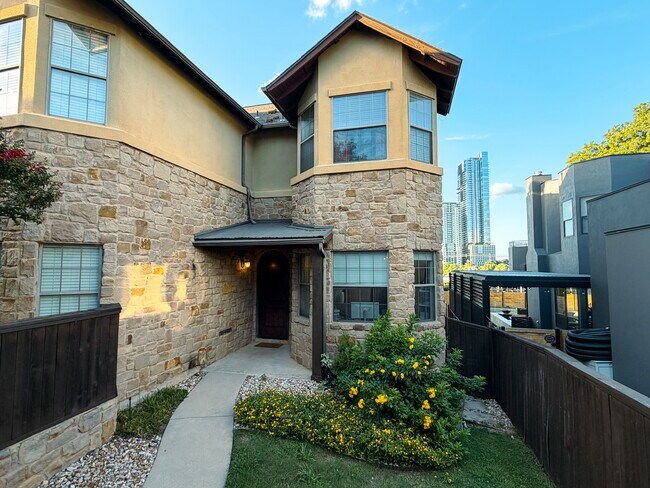 506 Sunny Ln Unit Sunny Ln