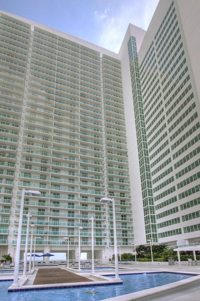 Photo - 1800 N Bayshore Dr Condo Unit 3608