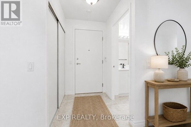 Photo - 25 Kingsbridge Garden Cir Unit 2120
