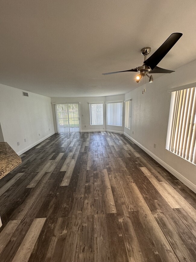 Photo - 2460 NW 33rd St