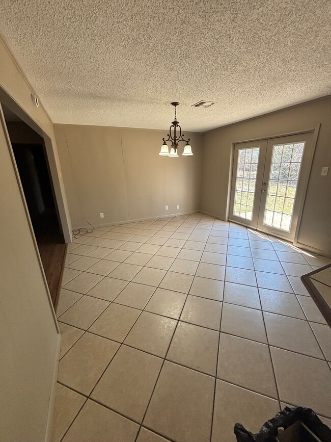 Photo - 24 Driftwood Cir